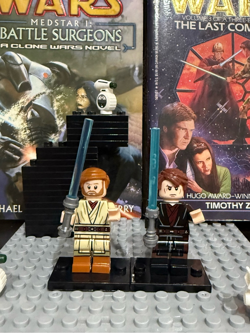 Lego Obi-Wan and Anakin Minifigures & Droids